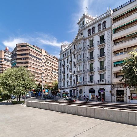Bns Triunfo Centro Suites Granada Luaran gambar