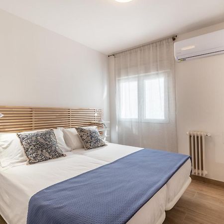 Bns Triunfo Centro Suites Granada Luaran gambar