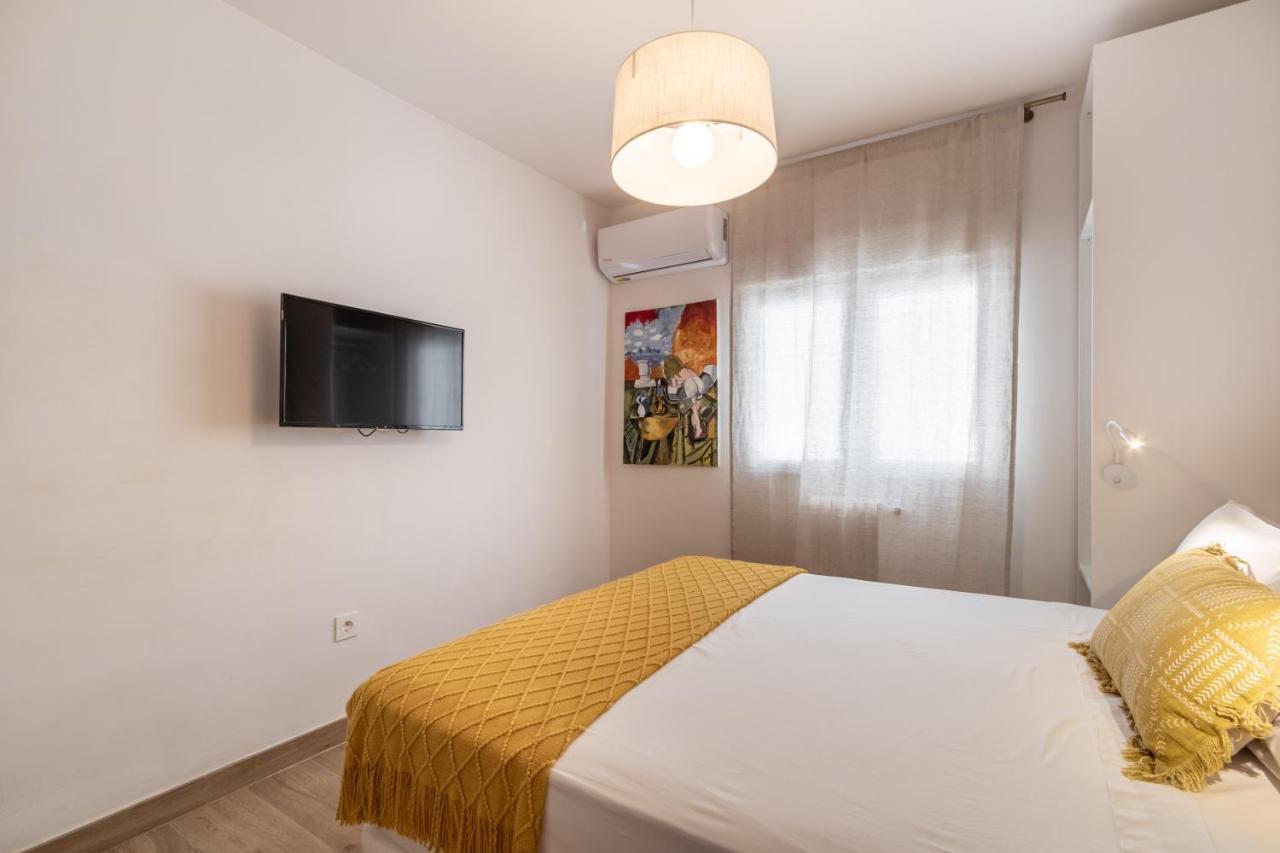 Bns Triunfo Centro Suites Granada Luaran gambar