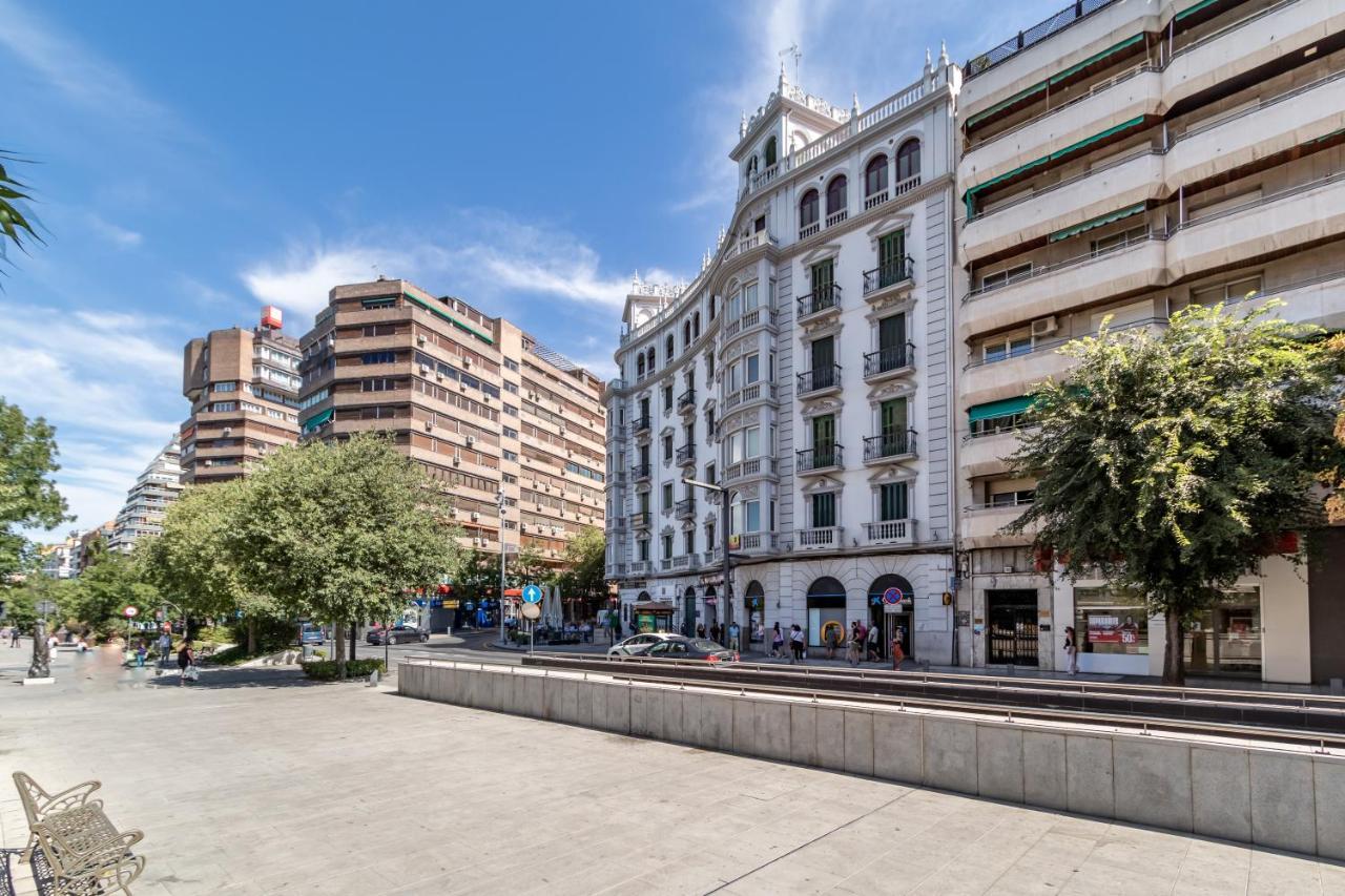 Bns Triunfo Centro Suites Granada Luaran gambar